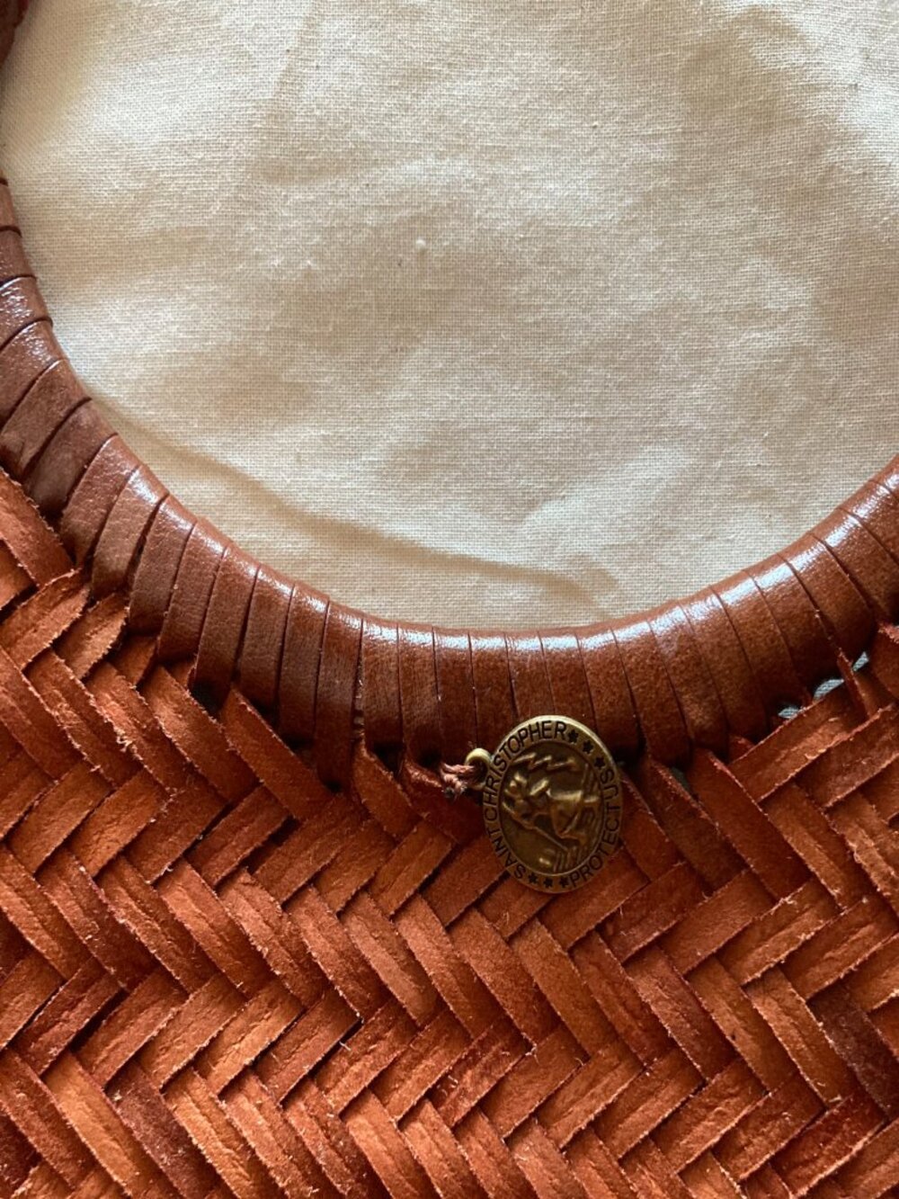 Nantucket Big Tan Dragon Diffusion Woven Basket Tote - Picture 4 of 6